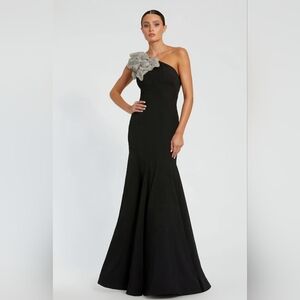 NWT Mac Duggal Black One-Shoulder Embellished Gown, Size 8, MSRP $698